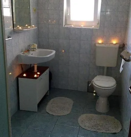 In With Balcony, Air Conditioning, W-lan, Washing Machine 3362-2 Appartement