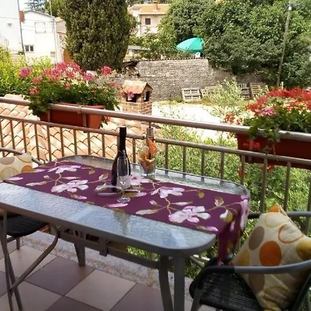 Appartement In With Balcony, Air Conditioning, W-lan, Washing Machine 3362-2
