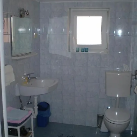In With Balcony, Air Conditioning, W-lan, Washing Machine 3362-2 Appartement
